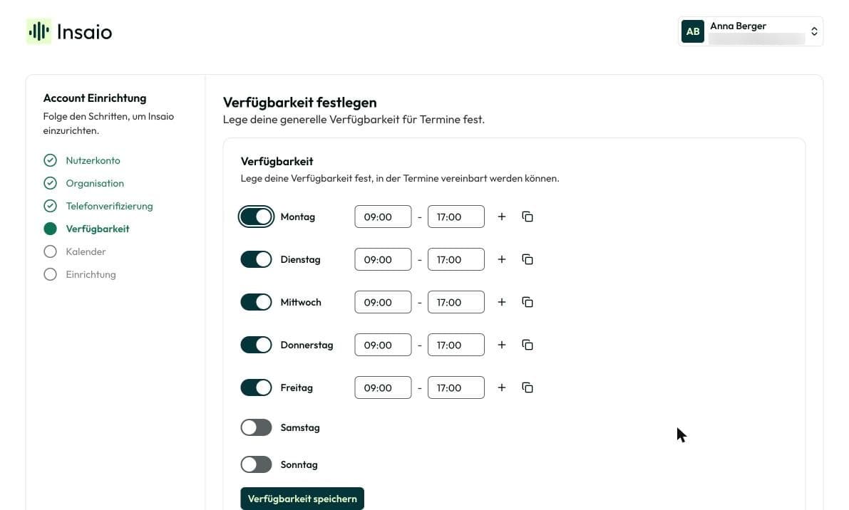 Schritt „Verfügbarkeit festlegen“ mit Wochentagen und Arbeitszeiten